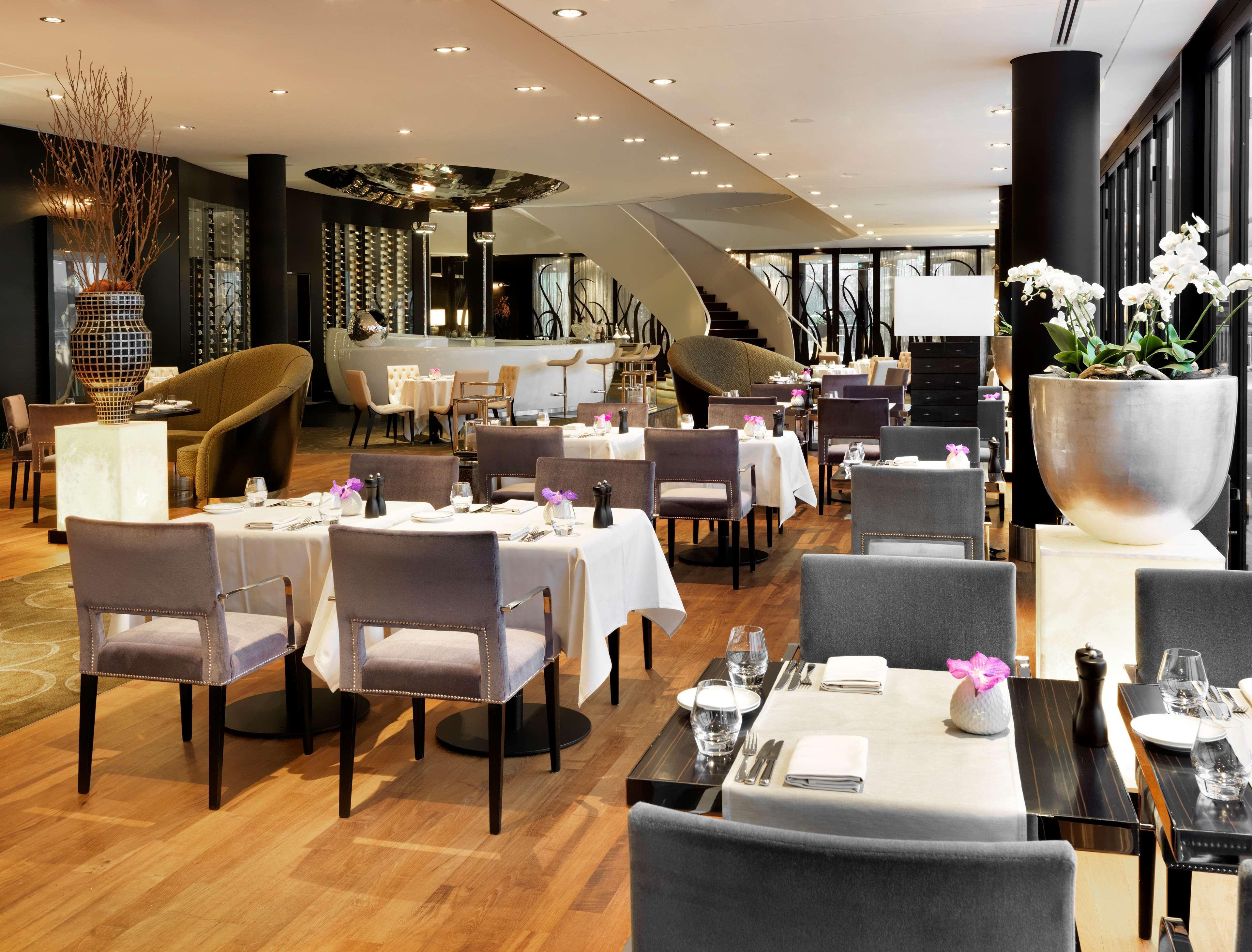 杜塞尔多夫凯悦酒店 外观 照片 Restaurant "1707"