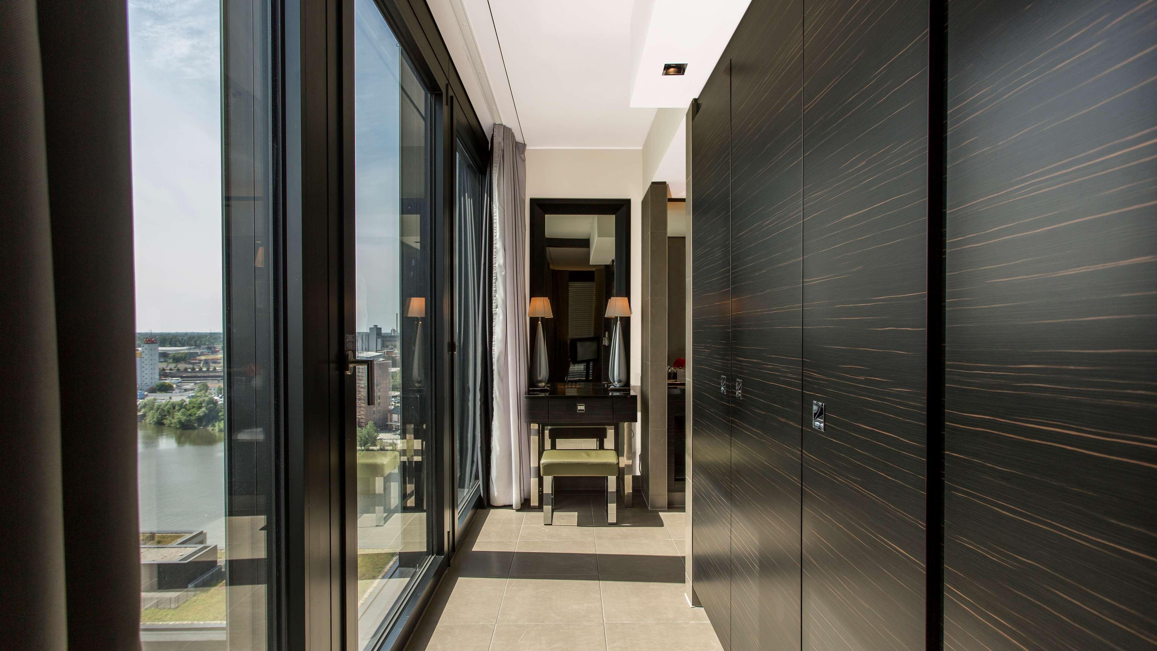 杜塞尔多夫凯悦酒店 外观 照片 Interior of a suite