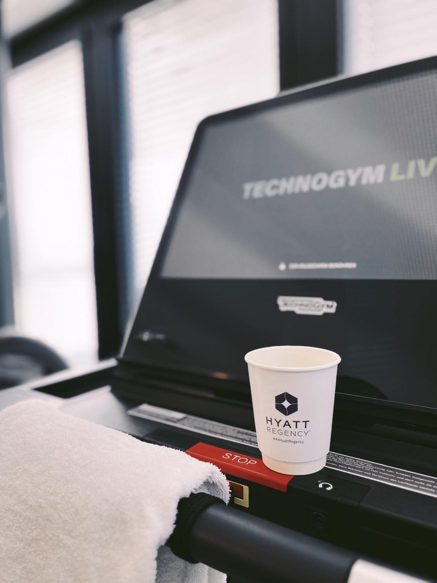 杜塞尔多夫凯悦酒店 外观 照片 Technogym Lab